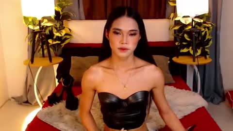 cumgetchrissy online show from June 10, 2026, 5:12 pm