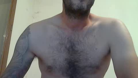 cummincock04 online show from September 23, 2025, 9:40 pm