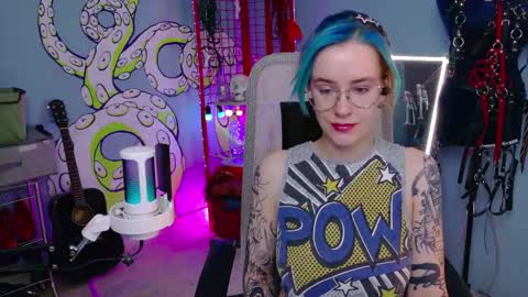 CUMpotikEve online show from April 15, 2026, 2:51 am