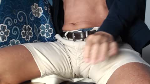 chattrbatr online show from February 4, 2026, 1:06 pm