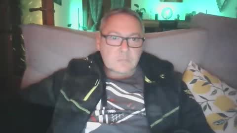 cuni6969 online show from February 24, 2025, 6:04 pm