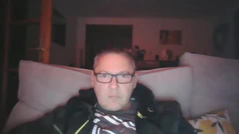 cuni6969 online show from February 25, 2025, 4:31 pm