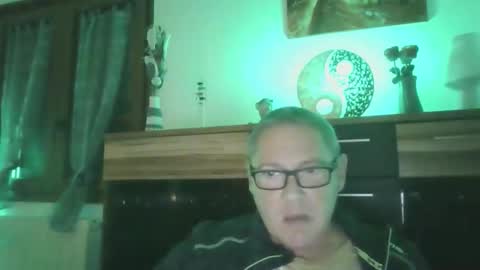 cuni6969 online show from November 3, 2025, 4:52 pm