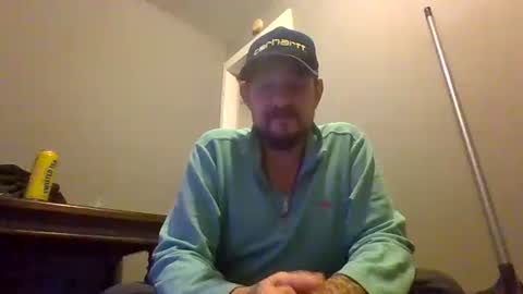 Snapshot of cuntreeboy68 chatting on December 2, 2024, 6:52 am Bash online show from December 2, 2024, 6:52 am