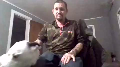 Snapshot of cuntreeboy68 chatting on January 27, 2025, 2:53 am Bash online show from January 27, 2025, 2:53 am