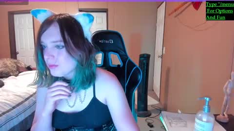 Snapshot of cupcakecrow chatting on February 19, 2025, 3:28 am cupcakecrow online show from February 19, 2025, 3:28 am