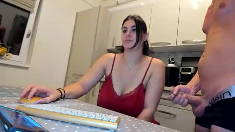 maria  alex online show from September 23, 2025, 9:07 pm