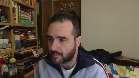 curiosillo1983 online show from April 5, 2026, 12:46 pm