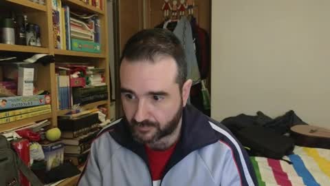 curiosillo1983 online show from April 8, 2026, 9:09 am