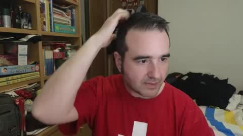 curiosillo1983 online show from April 12, 2026, 12:59 am