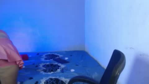 Curious bitch2007 online show from November 11, 2025, 1:22 pm