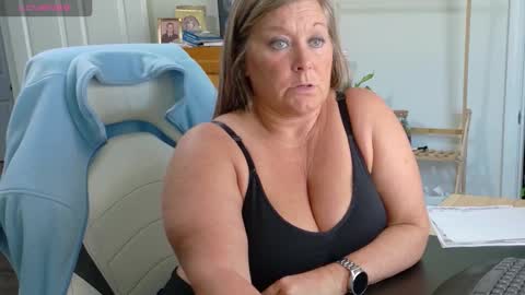 curious couple online show from February 16, 2026, 5:53 pm