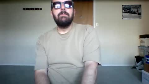 Snapshot of curiouser_guy chatting on June 9, 2026, 9:26 pm curiouser_guy online show from June 9, 2026, 9:26 pm
