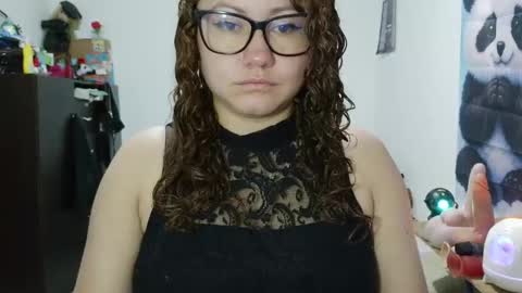 Vannesa online show from June 9, 2026, 11:05 pm
