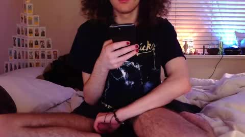 curly fries online show from March 20, 2026, 7:13 am