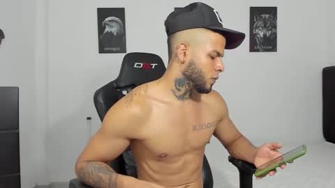 curtis_blake online show from October 4, 2025, 6:06 pm