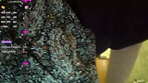 Curvy online show from March 20, 2026, 10:53 am