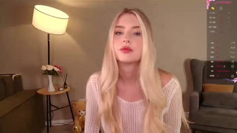 Kira  online show from March 19, 2026, 12:53 pm