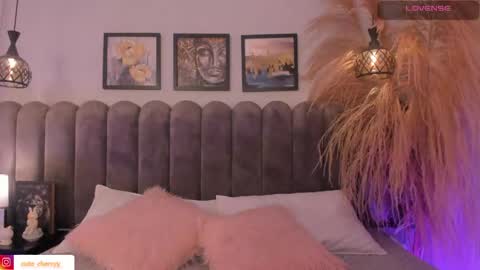 Snapshot of cute__cherry_ chatting on May 4, 2026, 8:27 pm Amber online show from May 4, 2026, 8:27 pm