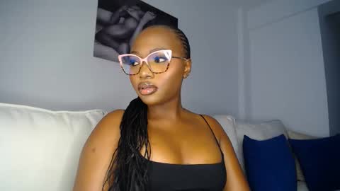 Snapshot of cute_ass18 chatting on February 18, 2025, 9:54 am Liya online show from February 18, 2025, 9:54 am