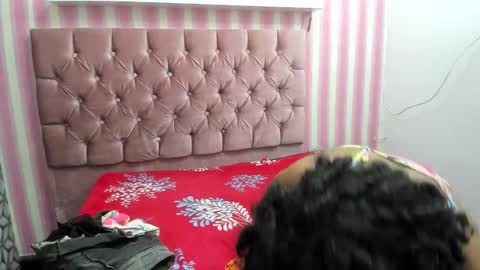 Snapshot of cute_ebony_18_ chatting on September 17, 2025, 7:48 pm cute_ebony_18_ online show from September 17, 2025, 7:48 pm