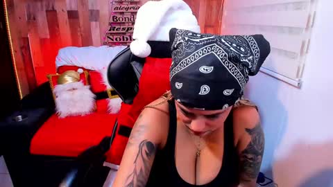 Snapshot of cute_elii chatting on December 12, 2024, 12:16 am    Independent Model online show from December 12, 2024, 12:16 am