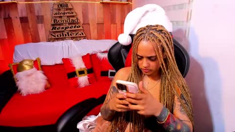 Snapshot of cute_elii chatting on December 14, 2024, 1:17 am    Independent Model online show from December 14, 2024, 1:17 am
