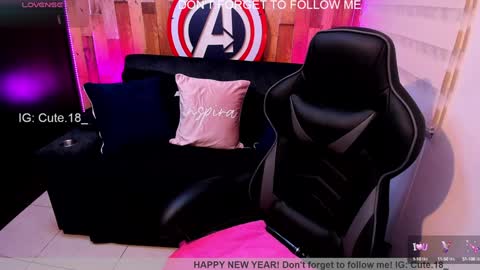 Snapshot of cute_elii chatting on February 6, 2025, 1:27 am    Independent Model online show from February 6, 2025, 1:27 am