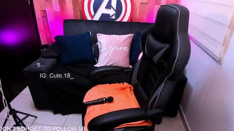 Snapshot of cute_elii chatting on March 1, 2025, 10:42 pm    Independent Model online show from March 1, 2025, 10:42 pm