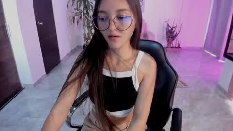 Bella Fox online show from March 3, 2026, 3:40 pm