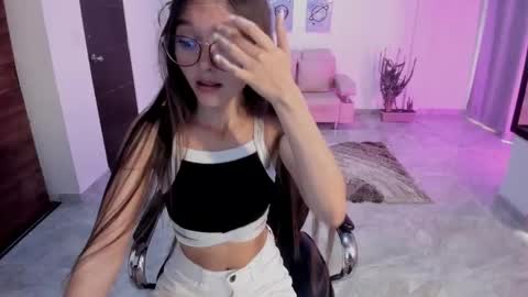 Bella Fox online show from March 7, 2026, 4:15 pm