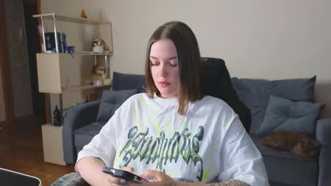 Snapshot of cute_junk chatting on September 8, 2025, 7:13 pm Kite and Jack online show from September 8, 2025, 7:13 pm