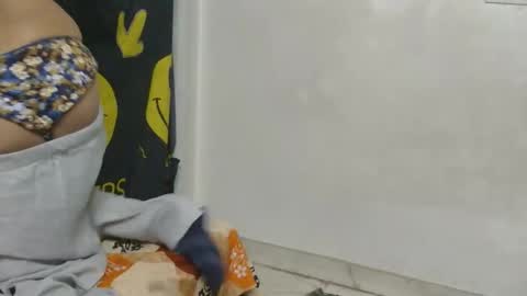 kashmira online show from December 4, 2025, 8:50 pm