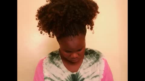 Snapshot of cute_latifah chatting on March 1, 2026, 8:38 am cute_latifah online show from March 1, 2026, 8:38 am