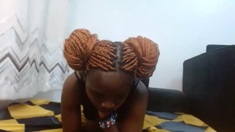 cute_lorna online show from March 10, 2026, 11:48 am