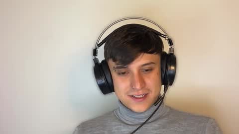 cute nai online show from January 7, 2026, 7:05 pm