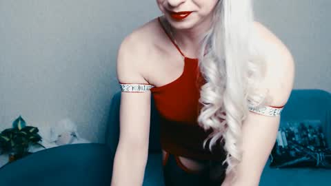 Snapshot of cute_smile_shy chatting on February 28, 2025, 8:07 pm cute_smile_shy online show from February 28, 2025, 8:07 pm