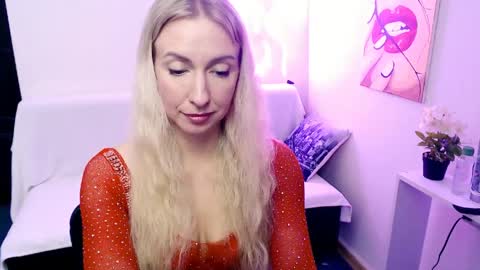 cute_smile_shy online show from March 31, 2026, 7:58 pm