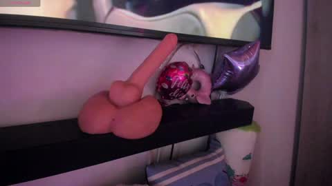 katalinda montt online show from April 18, 2026, 7:58 pm