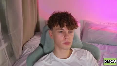 Thomas -  online show from October 1, 2025, 6:25 pm