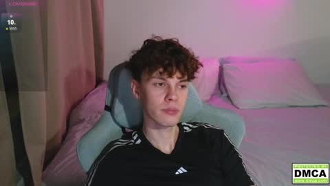 Snapshot of cute_thomas chatting on February 9, 2026, 7:51 pm Thomas - online show from February 9, 2026, 7:51 pm