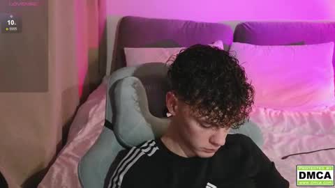 Snapshot of cute_thomas chatting on March 5, 2026, 6:48 pm Thomas - online show from March 5, 2026, 6:48 pm