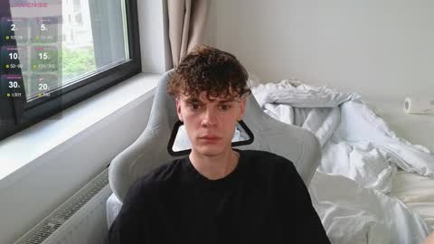 Snapshot of cute_thomas chatting on May 27, 2026, 5:21 pm Thomas - online show from May 27, 2026, 5:21 pm