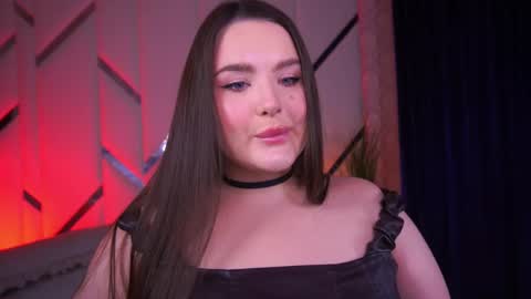 Amber online show from March 12, 2025, 11:33 pm