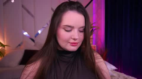 Amber online show from September 10, 2025, 11:16 pm