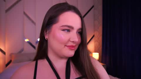 Amber online show from April 18, 2026, 12:36 am