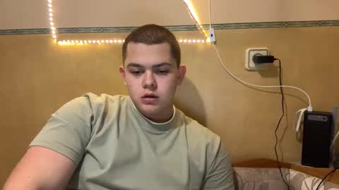 Alex online show from November 5, 2025, 8:20 pm