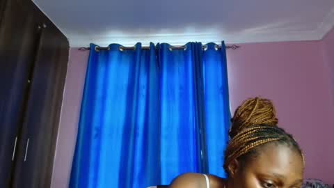 cutebuu online show from November 20, 2025, 8:36 am