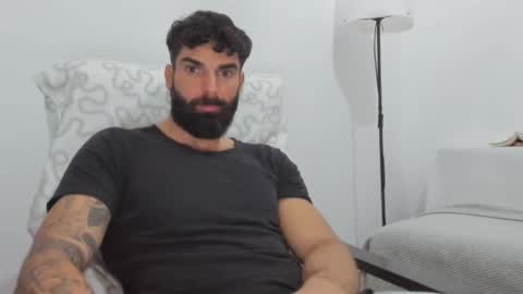 cuteeboy online show from February 15, 2025, 1:49 pm