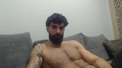 cuteeboy online show from February 10, 2026, 6:45 pm